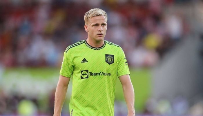 Donny van de Beek Batal Hengkang dari Manchester United