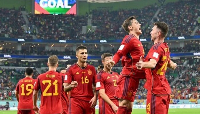 taktik-spanyol-di-euro-2024-konsisten-pakai-4-3-3-andalkan-gelandang-untuk-cetak-gol