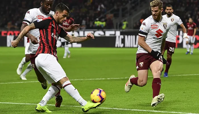 hasil-ac-milan-vs-torino-skor-2-2