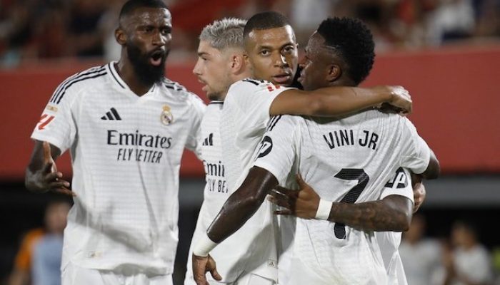 La Liga 2024/2025: Para pemain Real Madrid merayakan gol Rodrygo dalam laga vs Mallorca di pekan ke-1