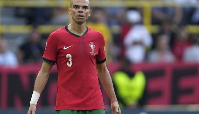 penghormatan-cristiano-ronaldo-untuk-pepe-terima-kasih-dan-respek-sahabat