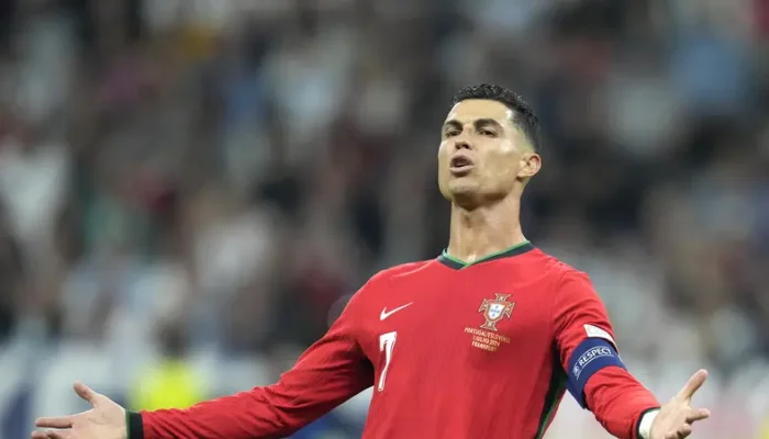 cristiano-ronaldo-juara-euro-sama-pentingnya-dengan-piala-dunia