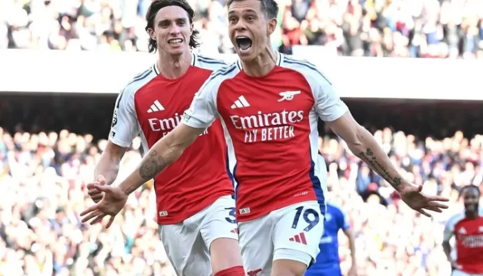 Hasil Arsenal vs Leicester City: Skor 4-2