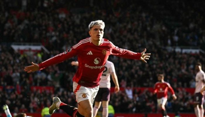 hasil-manchester-united-vs-brentford-skor-2-1